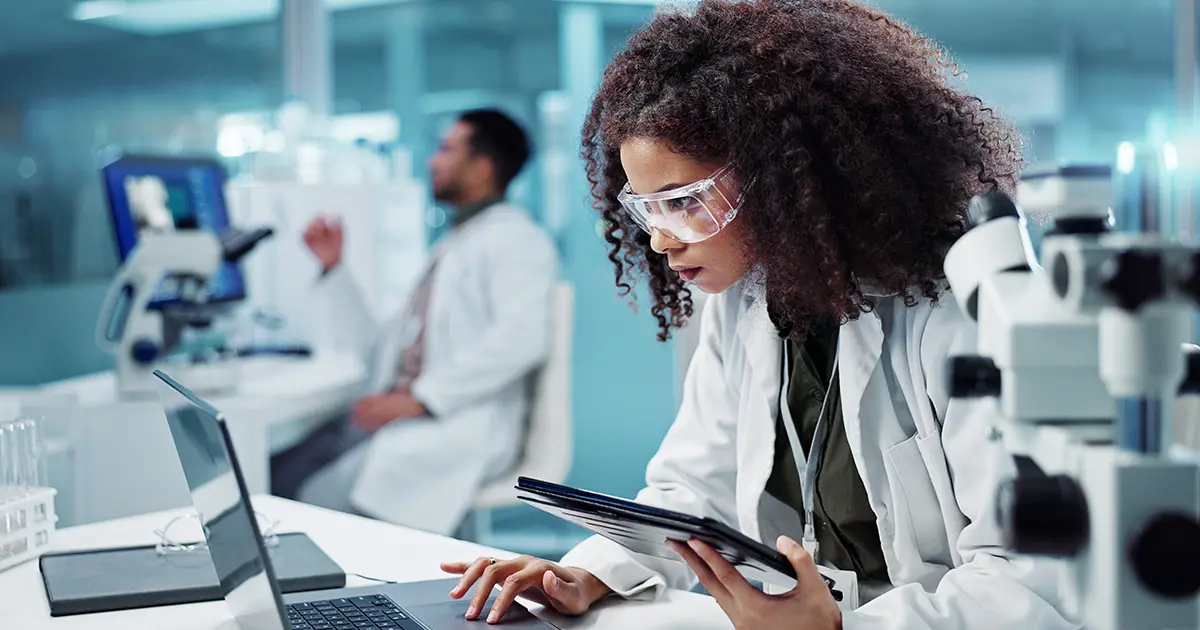 How Does a LIMS Work? Unlocking the Power of Laboratory Information Management Systems | LabLynx Resources